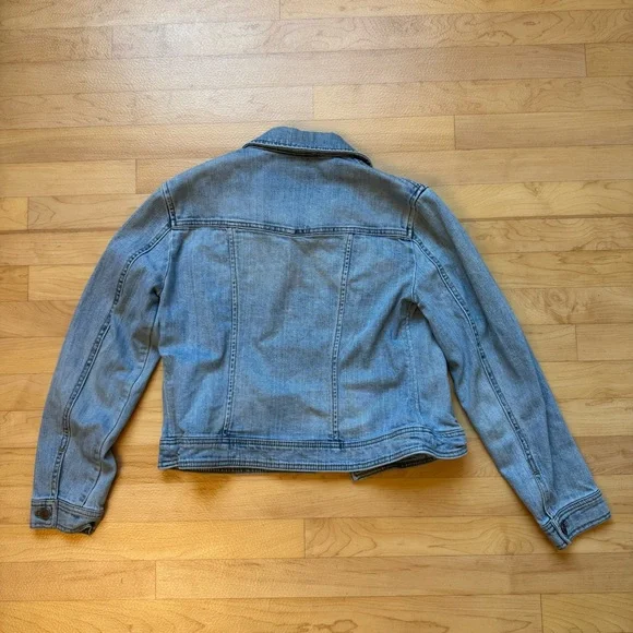 ✅99% Cotton Classic Jean Jacket Levi’s American Eagle Hollister Pacsun - Picture 5 of 6